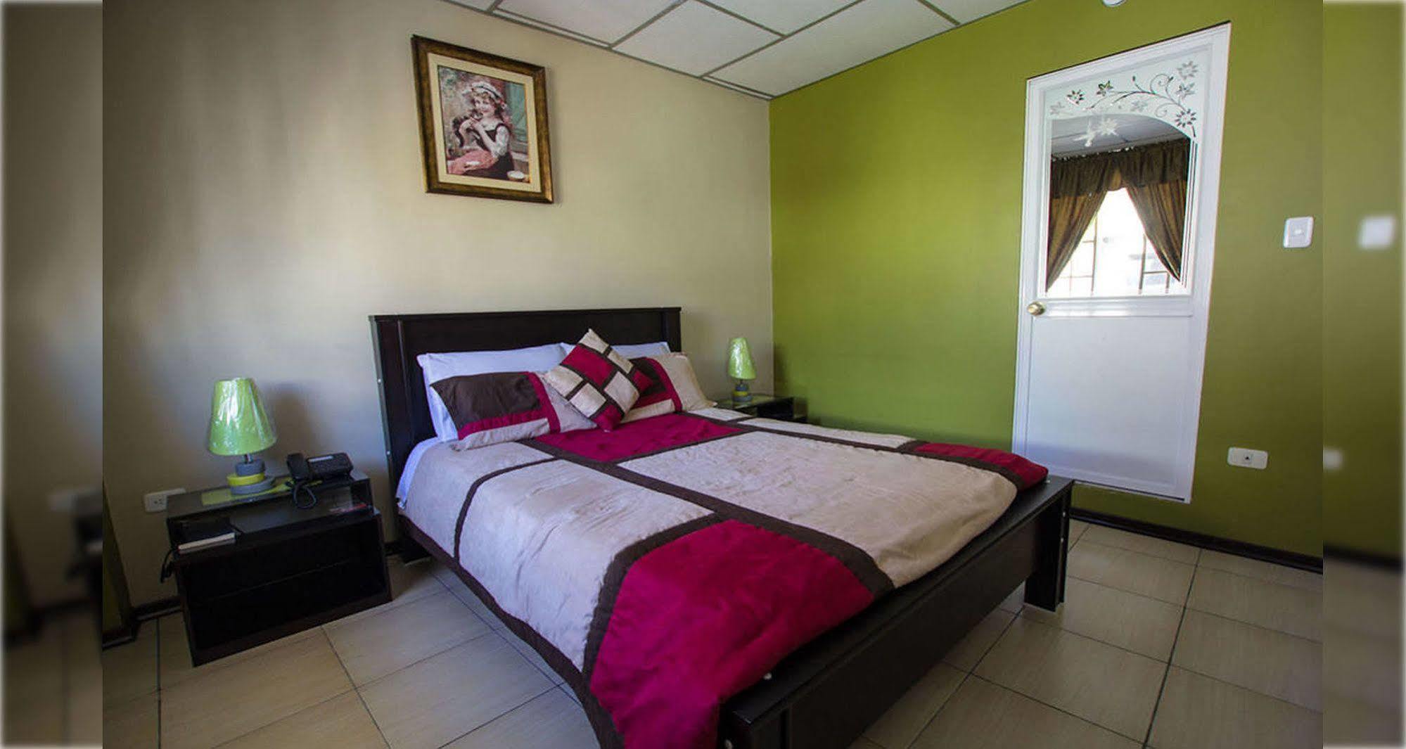 Hotel Las Gardenias Cuenca Dış mekan fotoğraf